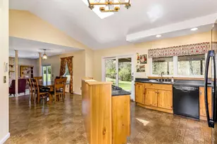 208 McKee Ave, Oxford, OH 45056 - Photo 6