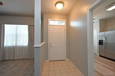 9007 Galewind Way, West Chester, OH 45069 - Photo 4