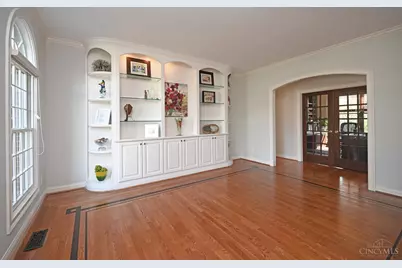 8539 Ivy Trails Drive, Anderson Township, OH 45244 - Photo 6