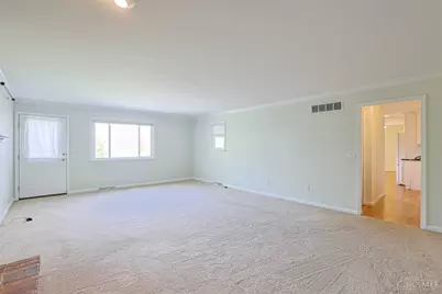 3877 Appletree Court, Cincinnati, OH 45247 - Photo 10