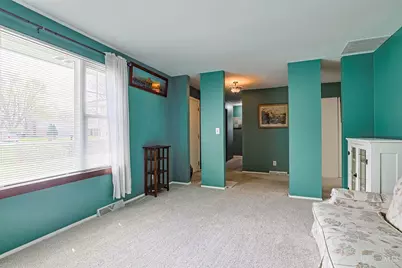 885 Michaels, Tipp City, OH 45371 - Photo 8