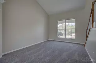 8796 Carey Woods Ln, West Chester, OH 45069 - Photo 10
