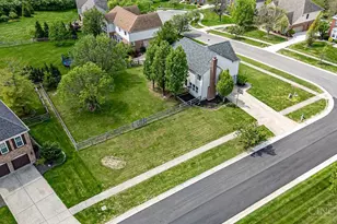 8796 Carey Woods Ln, West Chester, OH 45069 - Photo 54