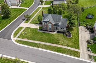 8796 Carey Woods Ln, West Chester, OH 45069 - Photo 56