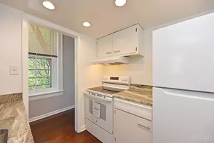 945 Parkside Pl, Cincinnati, OH 45202 - Photo 12