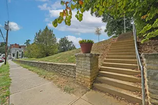 945 Parkside Pl, Cincinnati, OH 45202 - Photo 28