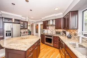 8222 Riversedge Cir, Deerfield Township, OH 45039 - Photo 10