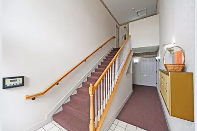 250 Postoak Lane #I, Milford, OH 45150 - Photo 4