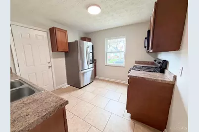 8456 Jackies Drive, Colerain Township, OH 45239 - Photo 2