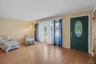 5338 Briarhill Dr, Delhi Township, OH 45238 - Photo 4