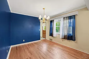 5338 Briarhill Dr, Delhi Township, OH 45238 - Photo 8