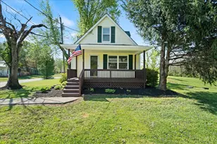 106 Center St, Georgetown, OH 45121 - Photo 2