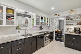 573 Pepper Ridge Rd, Union Township, OH 45244 - Photo 10