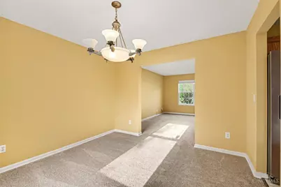 10000 Trapp Lane, Springfield Township, OH 45231 - Photo 6