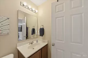 7827 Highbrook Dr, Hamilton Township, OH 45039 - Photo 38