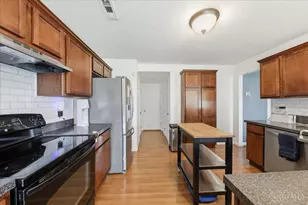 7827 Highbrook Dr, Hamilton Township, OH 45039 - Photo 12