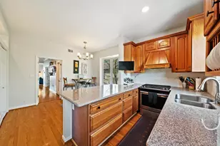 3248 Columbia Pkwy, Cincinnati, OH 45226 - Photo 14