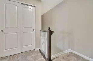 5872 Parkview Ln, Miami Township, OH 45150 - Photo 4