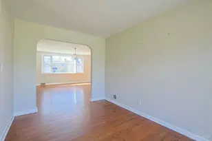 1536 St Clair Ave, Cincinnati, OH 45231 - Photo 10