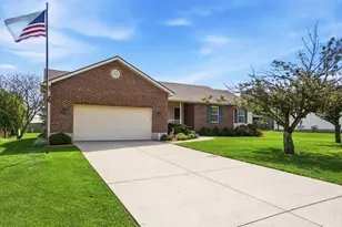 7981 Tara Dr, West Chester, OH 45069 - Photo 2