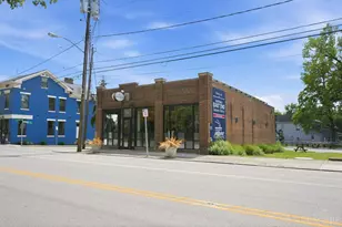 3251 Riverside Dr, Cincinnati, OH 45226 - Photo 1