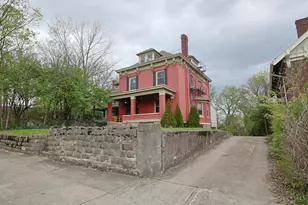 448 Riddle Rd, Cincinnati, OH 45220 - Photo 2