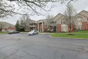 8021 Pinnacle Point Dr, West Chester, OH 45069 - Photo 2
