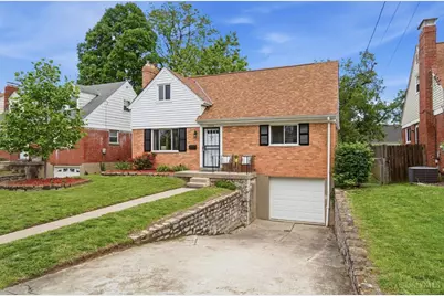 3946 S Fordham Place, Silverton, OH 45213 - Photo 2