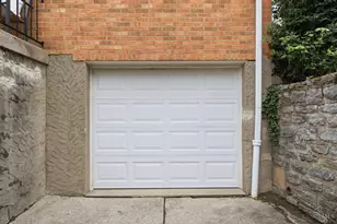 3946 S Fordham Pl, Silverton, OH 45213 - Photo 4