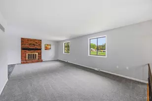 3647 E Galbraith Rd, Amberley, OH 45236 - Photo 6