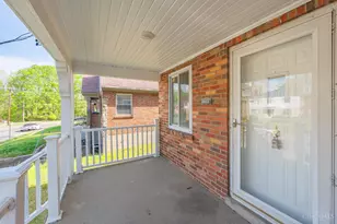 5866 Kennedy Ave, Cincinnati, OH 45213 - Photo 4