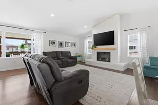 245 S 2nd St, New Vienna, OH 45159 - Photo 6