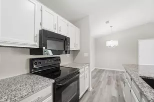 8900 Eagleview Dr, West Chester, OH 45069 - Photo 8