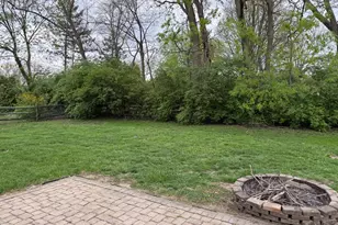 7990 Tara Dr, West Chester, OH 45069 - Photo 16