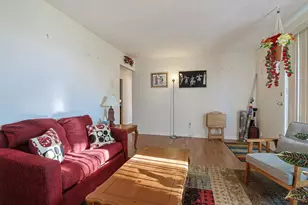 9551 Trafalgar Ct, Colerain Township, OH 45251 - Photo 6