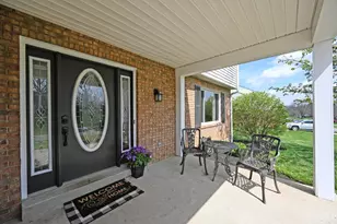 8078 Capitol Dr, Anderson Township, OH 45244 - Photo 4