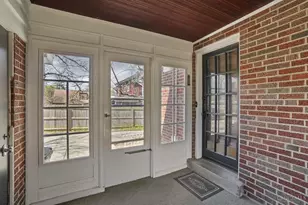 2753 Werkastle Ln, Cincinnati, OH 45211 - Photo 40