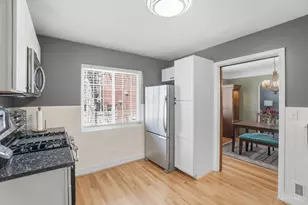 2753 Werkastle Ln, Cincinnati, OH 45211 - Photo 14