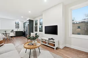 989 Parkside Pl, Cincinnati, OH 45202 - Photo 8