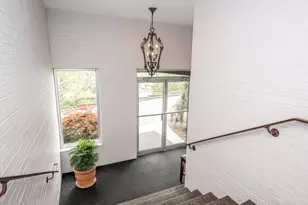 880 Rue De La Paix, Cincinnati, OH 45220 - Photo 20