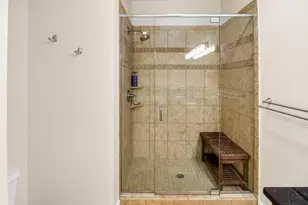 15 W Fourth St, Cincinnati, OH 45202 - Photo 38