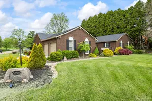 5901 Countryhills Dr, Green Township, OH 45233 - Photo 2