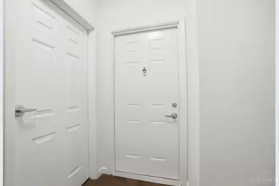 220 Carrington Place #104, Loveland, OH 45140 - Photo 4