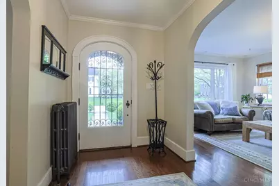 6828 Mount Vernon Avenue, Mariemont, OH 45227 - Photo 6