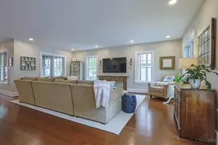 6828 Mt Vernon Ave, Mariemont, OH 45227 - Photo 14