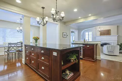 6828 Mount Vernon Avenue, Mariemont, OH 45227 - Photo 22