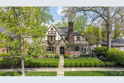 6828 Mount Vernon Avenue, Mariemont, OH 45227 - Photo 1