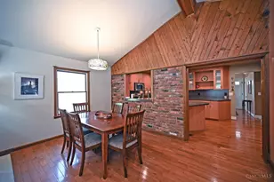 1495 Blueorchard Dr, Anderson Township, OH 45230 - Photo 18