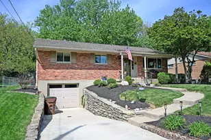 1495 Blueorchard Dr, Anderson Township, OH 45230 - Photo 2