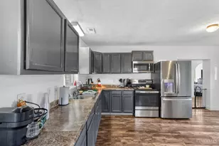 410 Coffee St, Felicity, OH 45120 - Photo 4